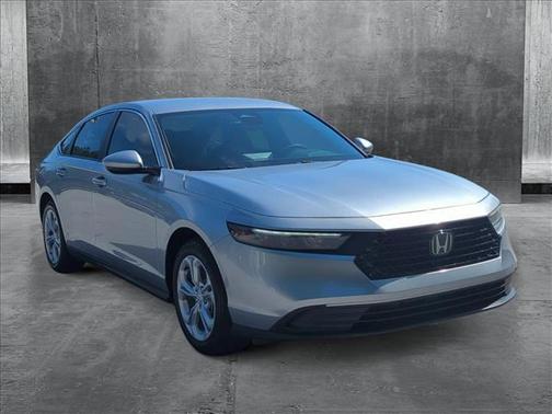 2025 Honda Accord LX 1.5T