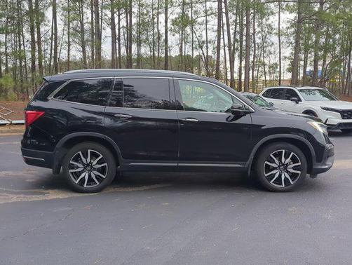 2019 Honda Pilot Touring 8-Passenger