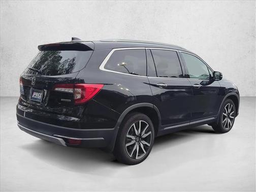 2019 Honda Pilot Touring 8-Passenger