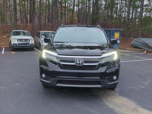 2019 Honda Pilot Touring 8-Passenger