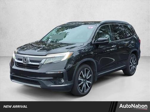 2019 Honda Pilot Touring 8-Passenger