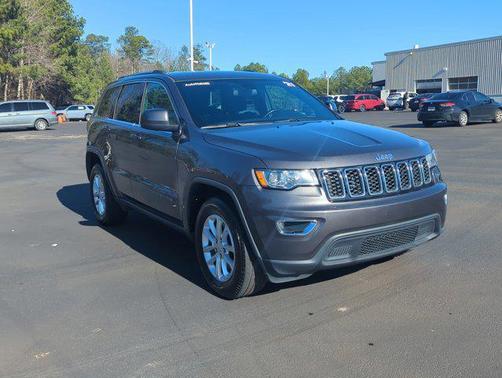 2021 Jeep Grand Cherokee Laredo