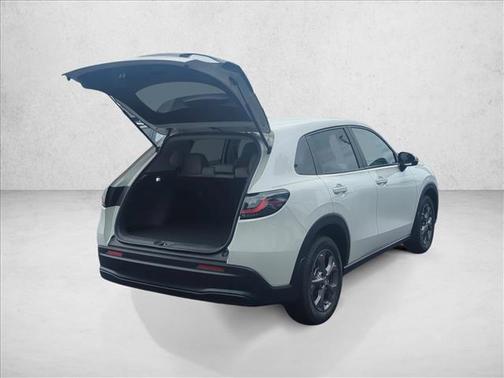 Platinum White Pearl 2026 Honda HR-V LX