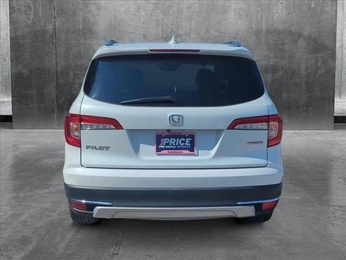 2021 Honda Pilot Touring 8-Passenger