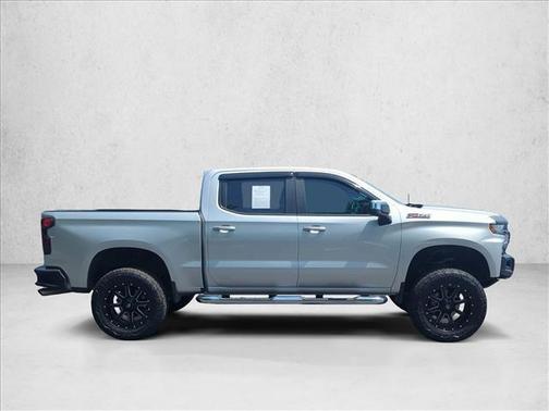 Silver Ice Metallic 2019 Chevrolet Silverado 1500 LT