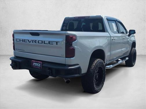 Silver Ice Metallic 2019 Chevrolet Silverado 1500 LT