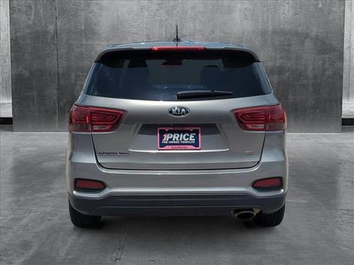 2019 Kia Sorento L