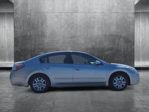 2010 Nissan Altima 2.5 S