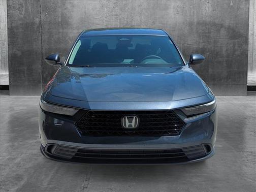 2025 Honda Accord LX 1.5T