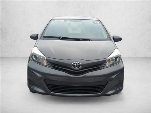 2013 Toyota Yaris LE