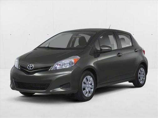 2013 Toyota Yaris LE