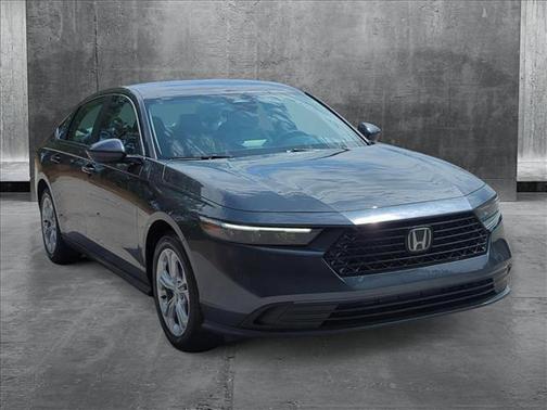 2025 Honda Accord LX 1.5T
