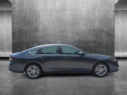 2025 Honda Accord LX 1.5T