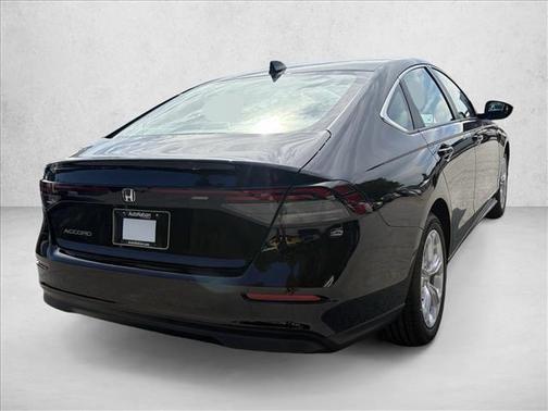 2025 Honda Accord LX 1.5T