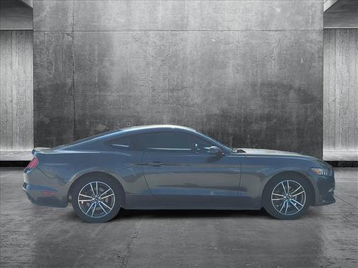 2015 Ford Mustang EcoBoost Premium