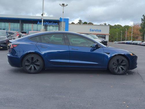 2025 Tesla Model 3 Long Range