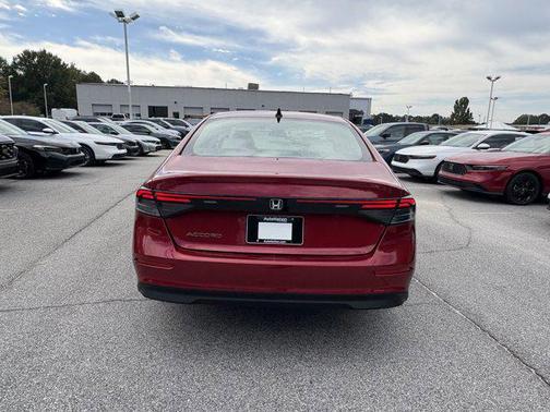 2025 Honda Accord Sport SE 1.5T