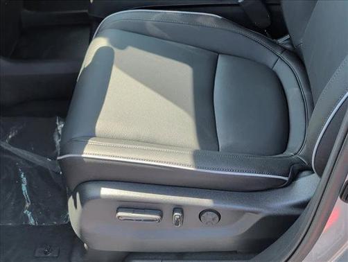 Solar Silver Metallic 2026 Honda Odyssey Touring