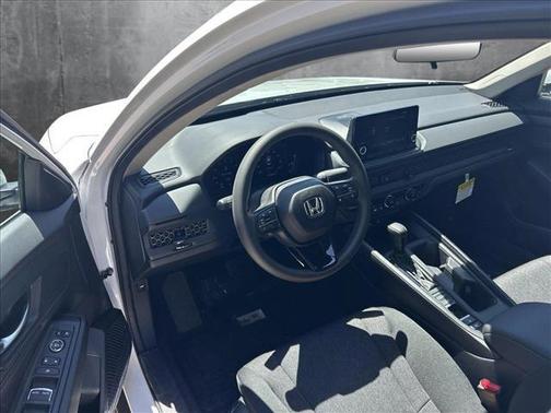 2025 Honda Accord LX 1.5T