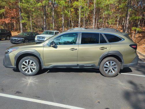 2023 Subaru Outback Premium