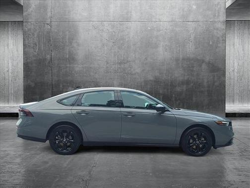 2025 Honda Accord Sport SE 1.5T