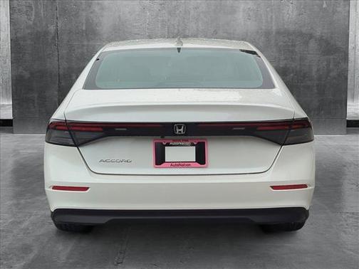 2025 Honda Accord LX 1.5T