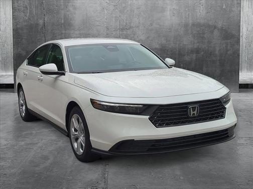 2025 Honda Accord LX 1.5T