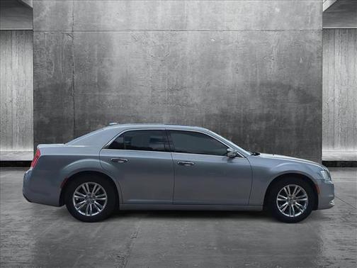 2016 Chrysler 300C Base