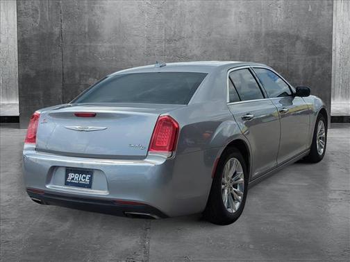 2016 Chrysler 300C Base