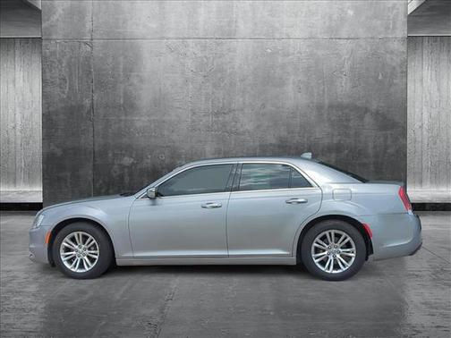 2016 Chrysler 300C Base