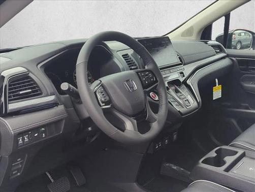Platinum White Pearl 2026 Honda Odyssey Elite
