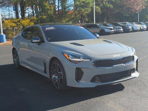 2022 Kia Stinger GT2