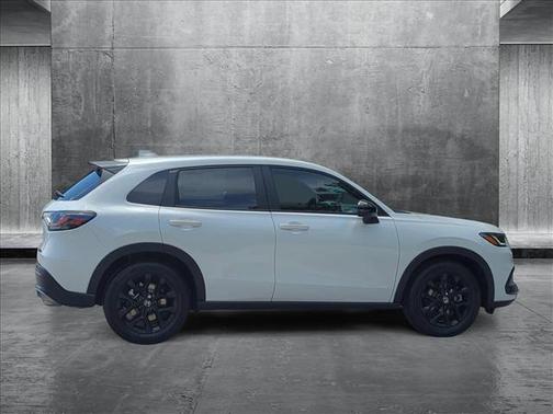 2025 Honda HR-V 2WD Sport