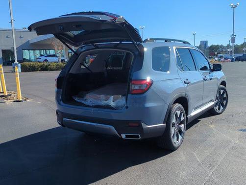2026 Honda Pilot Touring 8-Passenger