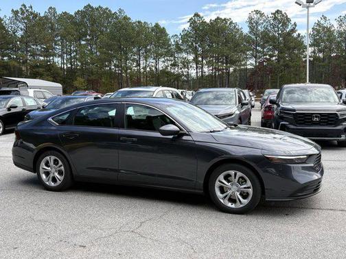 2025 Honda Accord LX 1.5T