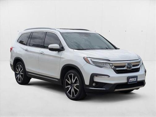 2022 Honda Pilot Touring 8-Passenger