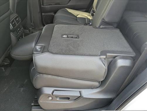 Platinum White Pearl 2026 Honda Pilot EX-L