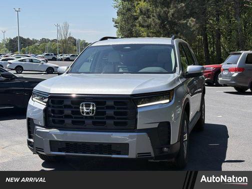 Solar Silver Metallic 2026 Honda Pilot EX-L