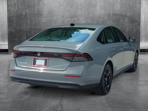 2025 Honda Accord Sport SE 1.5T