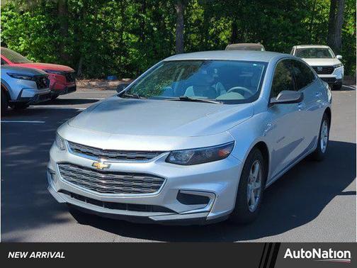 Silver Ice Metallic 2016 Chevrolet Malibu LS