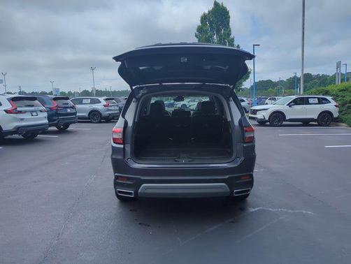 Gray 2023 Honda Pilot Touring 8-Passenger