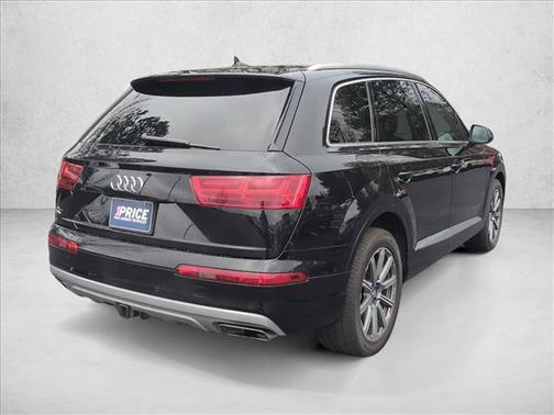 2019 Audi Q7 55 Premium Plus