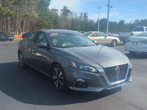 2022 Nissan Altima 2.5 SL