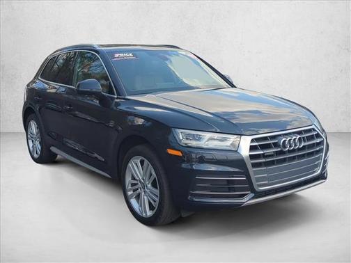 Navarra Blue Metal 2019 Audi Q5 2.0T Premium Plus