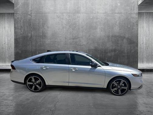 2025 Honda Accord Hybrid Base