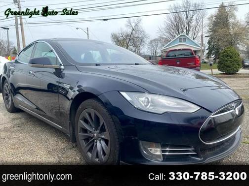 2013 Tesla Model S Signature