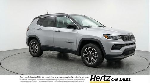 Silver Zynith Metallic Clearcoat 2025 Jeep Compass Trailhawk