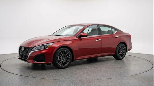 Garnet Pearl Metallic 2025 Nissan Altima SV FWD