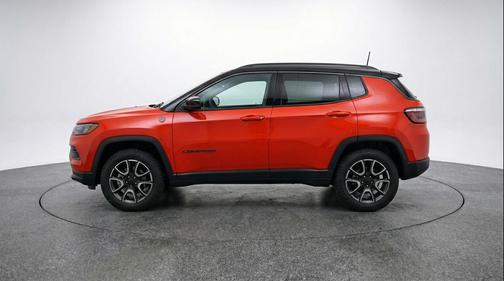 Red Hot Pearlcoat 2025 Jeep Compass Trailhawk