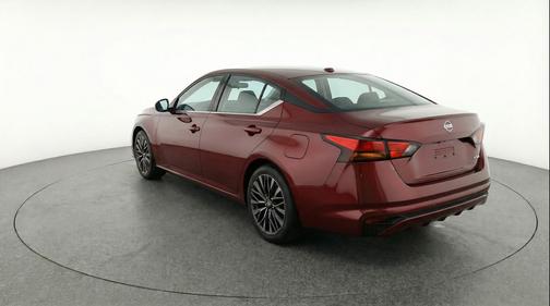 Garnet Pearl Metallic 2025 Nissan Altima SV FWD
